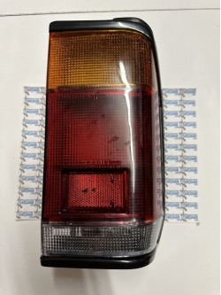 MAZDA E2200 STOP 1999 - 2005 / SH66-51-150