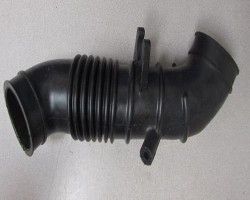  MAZDA 323 HAVA FİLTRE HORTUMU 1999 - 2003 / BP011-3221A	